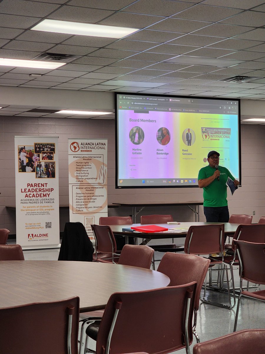 Ely__Godoy's tweet photo. Parent Leadership Academy in session this morning, Diversity &amp; Legal Rights. Our parents learning about their legal rights. @AldineISD @drgoffney @DrFavy @DrZelayaSpeaks @delgadong94 @Aldine_Bil_ESL @MariaRe53304919 #ParentsLeadingOtherParents #SusDerechos #PLA #MyAldine https://t.co/IFyp2YyUPs