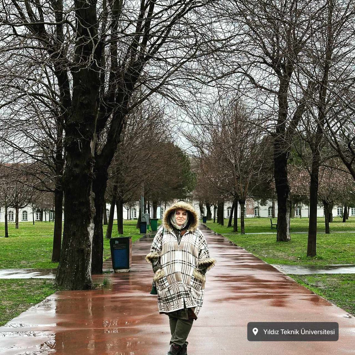 SevdeAltuntas's tweet image. Bazen işler kontrolden çıkmış gibi görünse de bırakmadan, bıkmadan çalışınca işlerin yoluna girdiğini görürsünüz. Bugün de iş birlikleri kuruldu, proje planlamaları yapıldı. #devam #AltuntasLab.  .