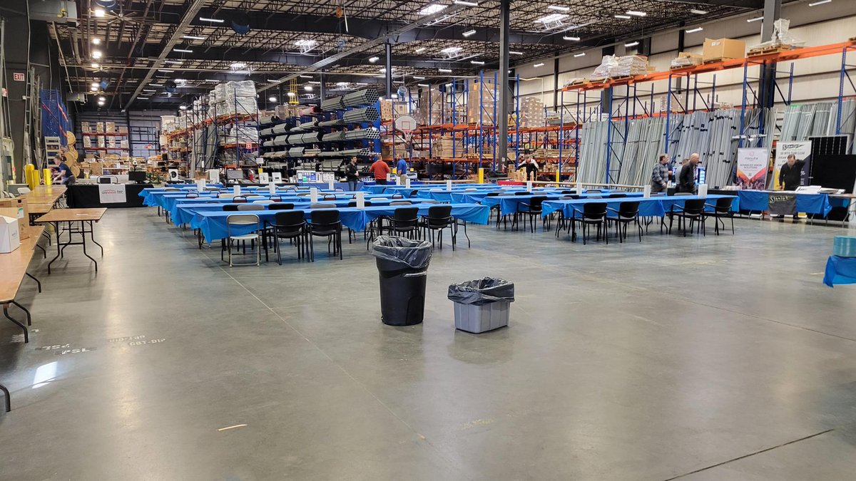 StanionElectric's tweet image. Setup and ready to go for Day 2 of our Stanion Datacom Trade Show and we are thrilled to welcome you to our Kansas City Branch!  #StanionDatacom #TradeShow  #CuttingEdgeTechnology #FreeLunch #IndustryExperts #FiberOptics #AudioVideo #SecuritySolutions