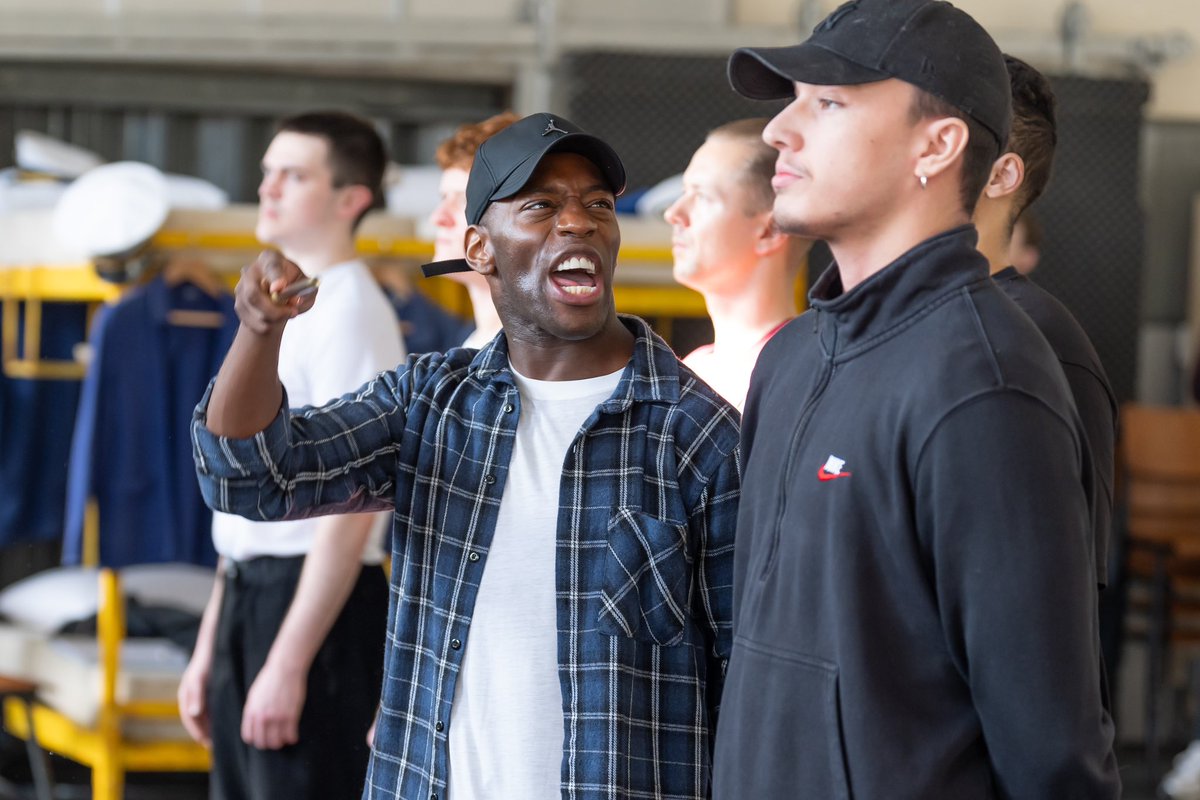 officergentuk's tweet photo. Take a peek inside the rehearsal room for our romantic masterpiece of a musical.

Not long to go until An Officer and a Gentleman is up on a stage near you!

📷 Marc Brenner

#LoveLiftUsUp https://t.co/cZCDRUQvWD