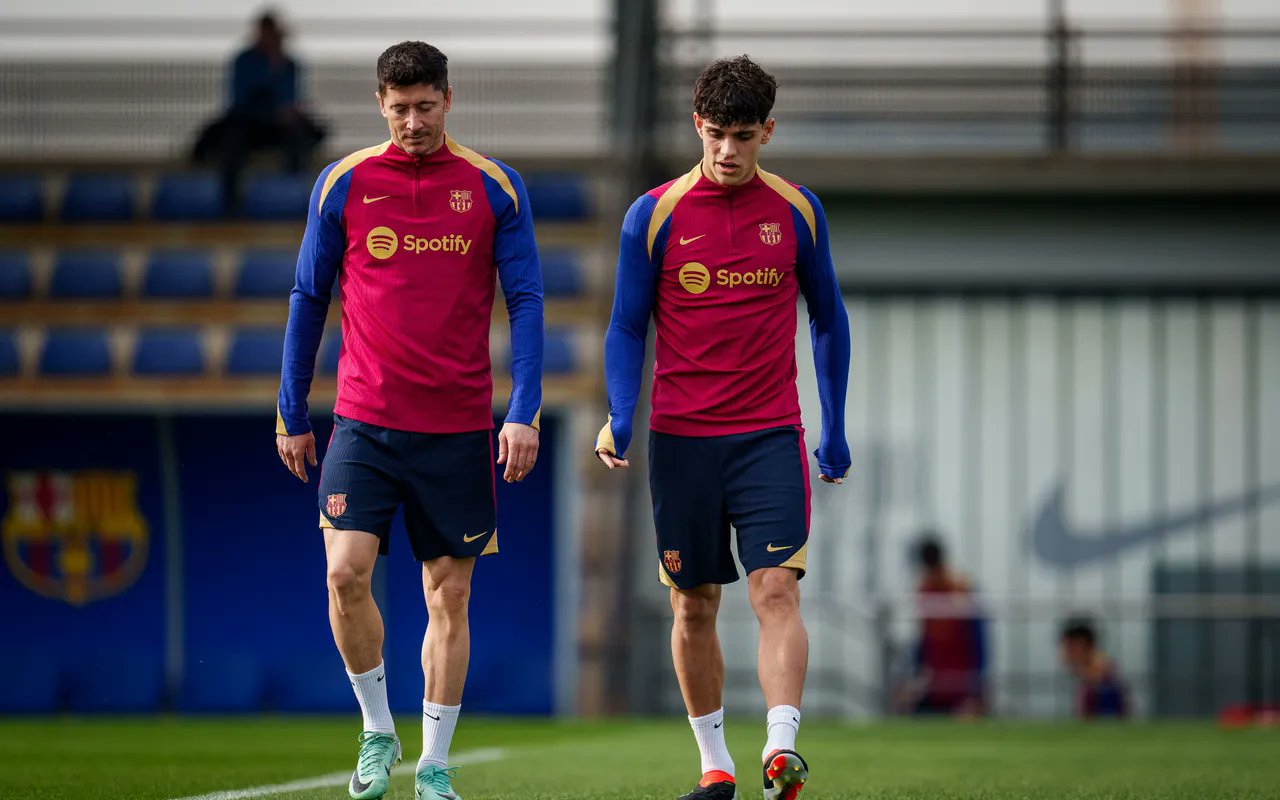 Barça Archive в X: „Lewandowski & Héctor Fort #CeltaBarça https://t.co/5p1Q9UJDH6“ / X
