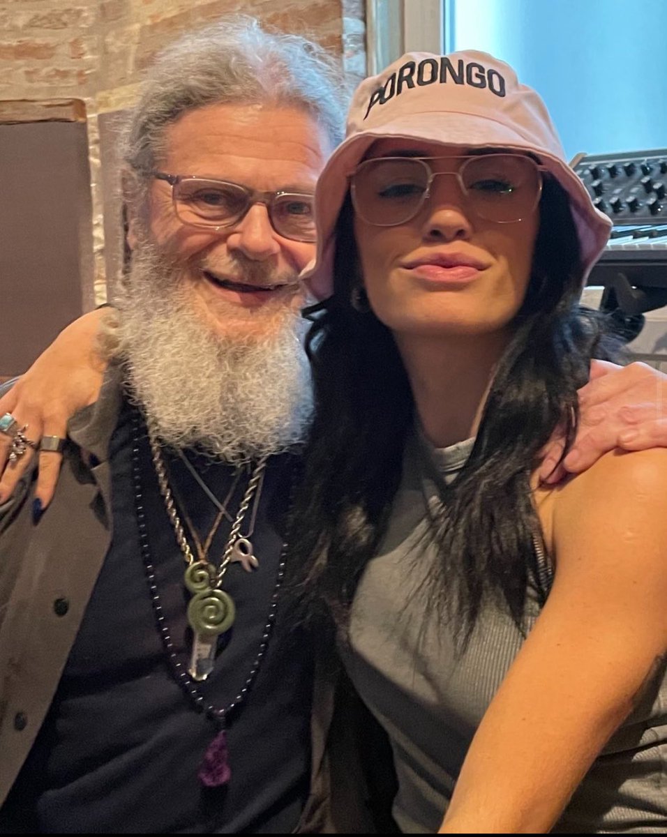 <a href="/lalioficial/">Lali</a> ❤️✨☀️🇦🇷