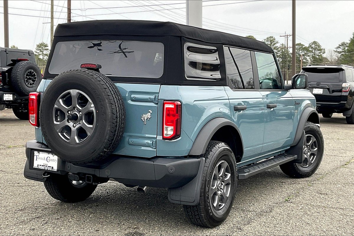 HebertsFord's tweet photo. ✨💸 Want to buy new, but looking to save a few? Try this pre-owned 2023 Ford Bronco Big Bend — it has under 2,000 miles! Plus, that Area 51 exterior is out of this world. 👽 See the rest of our awesome inventory: https://t.co/kDBa72goGr https://t.co/8YS9Oaw7yM