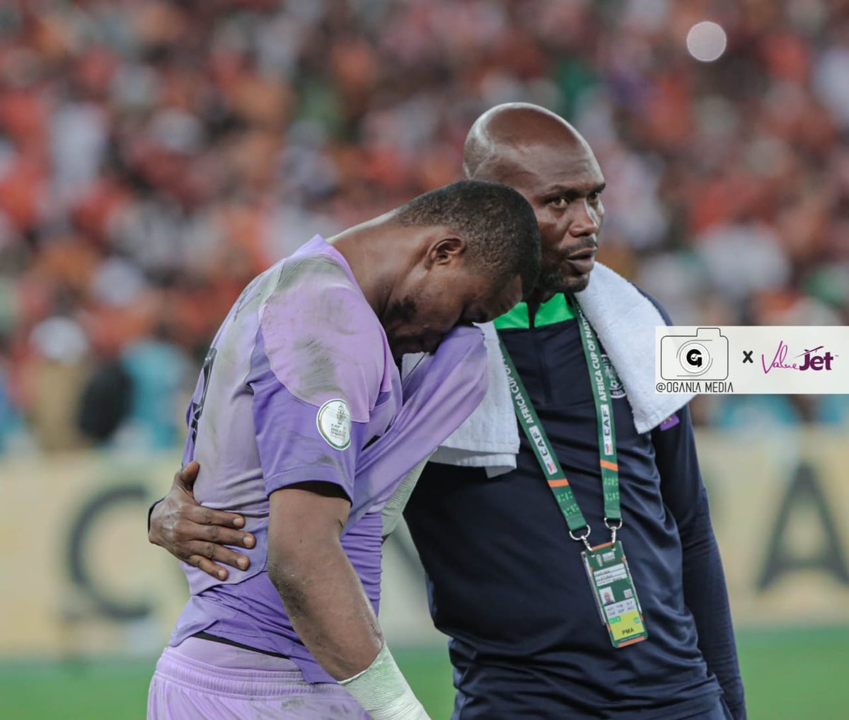 A sport loving governor 001 <a href="/AAdeleke_01/">Gov Ademola Adeleke</a> has in time past hosted our proud Amazons (Rasheedat Ajibade and Rafiat Imuran) after World Cup feat. 
Here's our home boy <a href="/OlatunjiABaruwa/">Olatunji_Baruwa (MON)</a> MON who gave us  <a href="/NwabaliBobo/">Nwabali Stanley bobo (M.O.N)</a> 👏 at #AFCON2023 
#Imole💡should be ready, we are coming 🔜 <a href="/iwogoke/">Olawale Rasheed (MOR)</a>