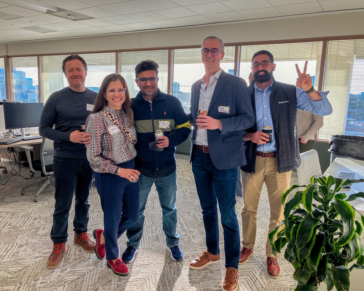 SilverStudioAr2's tweet photo. ✅ Throw a party in the new space. 

Thank you to everyone who stopped by our open house to have a drink with us!

#silverstudioarchitects #impactandintegrity #architecture #atlantaga #multifamilydesign #newoffice #officedesign #happyhour #officeparty #wineandcheese https://t.co/AzFdXw4Qf6