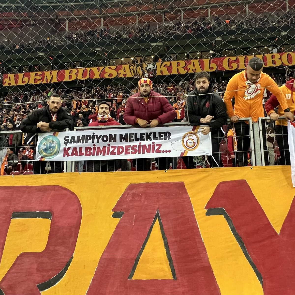 Sonsuza kadar kalbimizdesiniz <a href="/enverkarakaya/">Enver Karakaya</a> 

#GSvACS