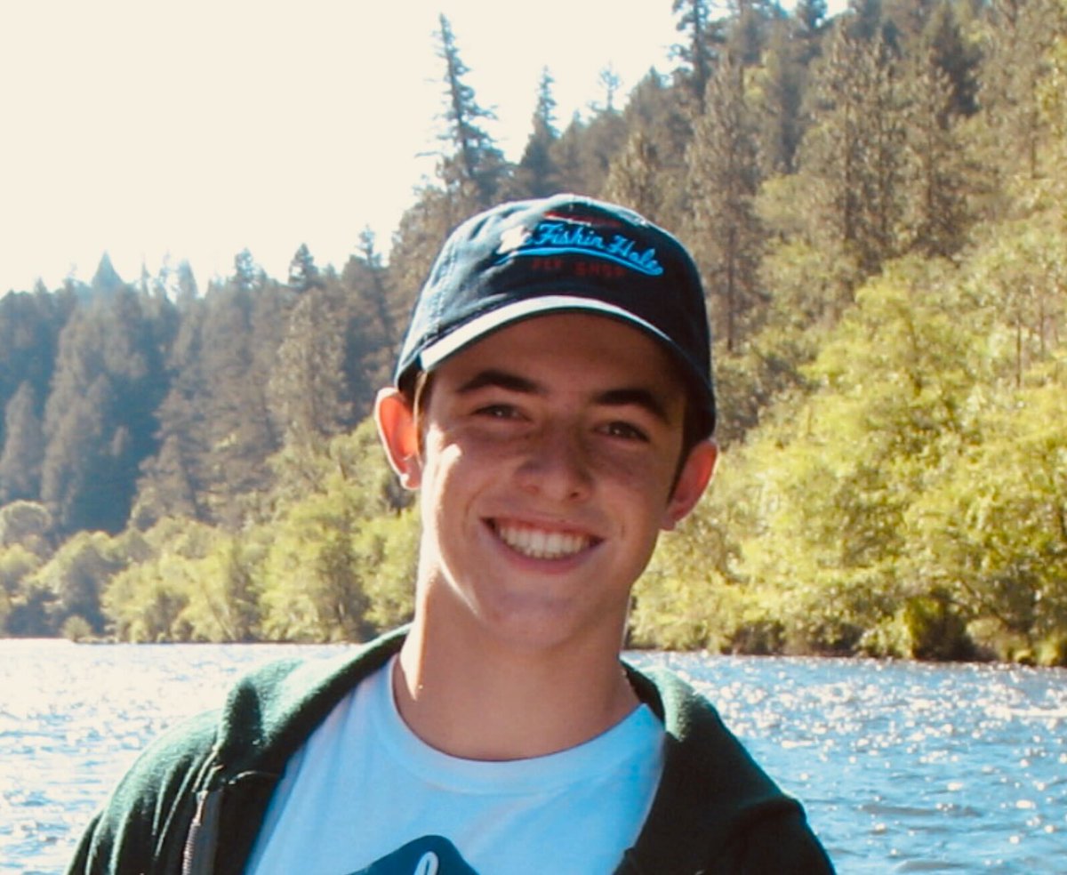 Maxvfound's tweet photo. What’s a rare and aggressive type of cancer that is mostly seen in teenagers and young adults - has a mortality rate of over 90% and lacks an FDA-approved treatment, not due to science’s limitations, but because of insufficient funding.

NUT Carcinoma. https://t.co/7PdBlWMlEO