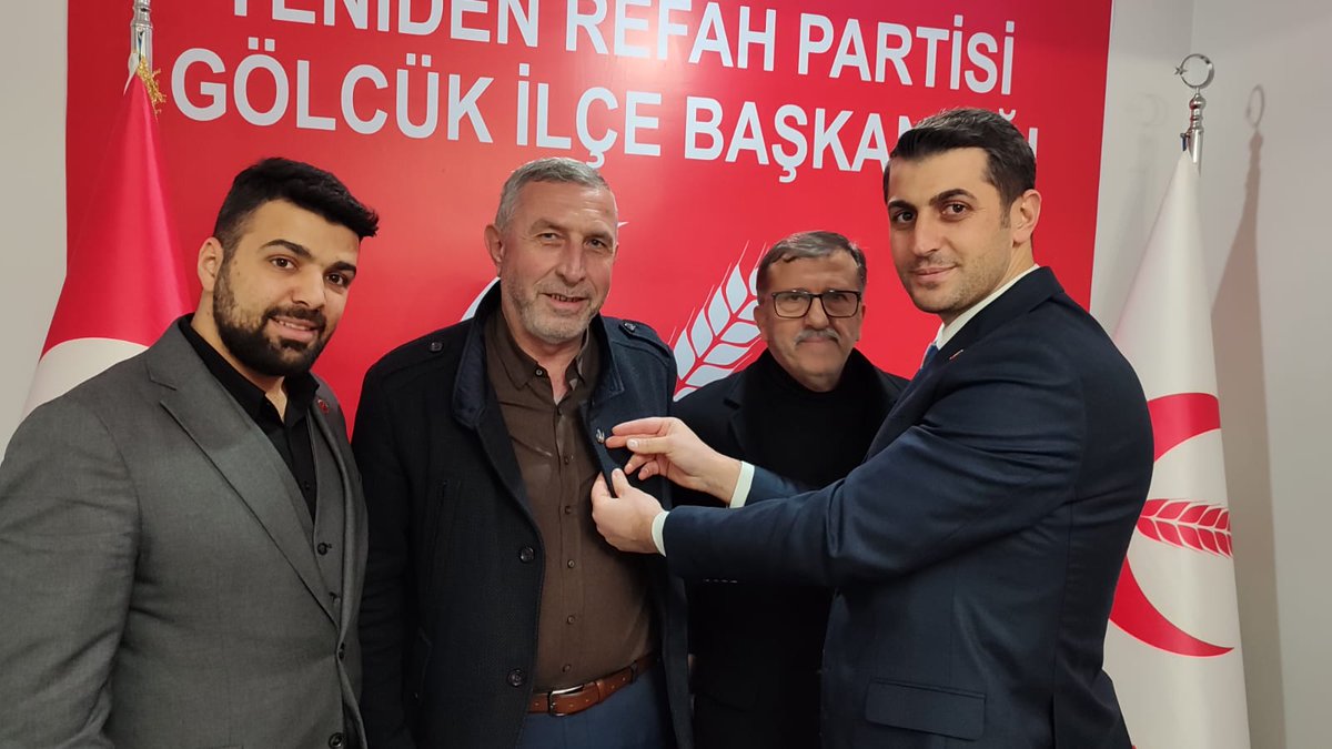 GolcukRefah's tweet photo. İlçemizin sevilen sayılan değerlerinden  uzun yıllar ilçemizde esnaflık yapan değerli abim Ahmet Metin Seslikaya 
Yine ilçemizin sevilen sayılan  değerlerinden Hasan Kamış abimiz   partimize gelerek üye oldu
Güçlüyüz sizinle daha da güçleniyoruz.
#RefahGelecekYüzlerGülecek https://t.co/SFMCXB5Ghe