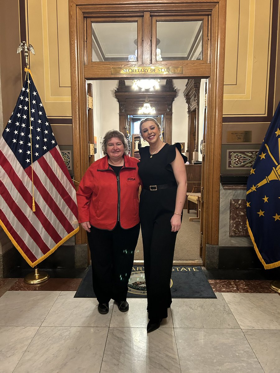 osmanfccla's tweet photo. FCCLA Alumni Day!  Look at who we found at the Indiana Attorney General’s Office… Ms. Sarah Lehman!  A former Indiana State Officer and East Central FCCLA member.  @EastCentralHS @EC_FCCLA @S_DCSC @indianafccla1 https://t.co/8bDldJ5Le8