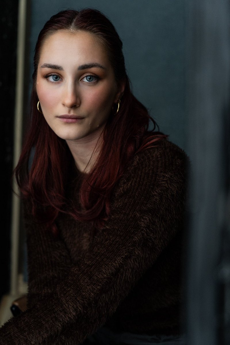 soteria_artists's tweet photo. Can we please take a moment for these photos… Totally head over heels with our @raemmorgan’s new headshots 😍 Big love to @yellowbellyfoto for capturing her versatility so, SO well. We can’t wait to see what 2024 will bring for her ⚡️ https://t.co/vyoOkPiYXo