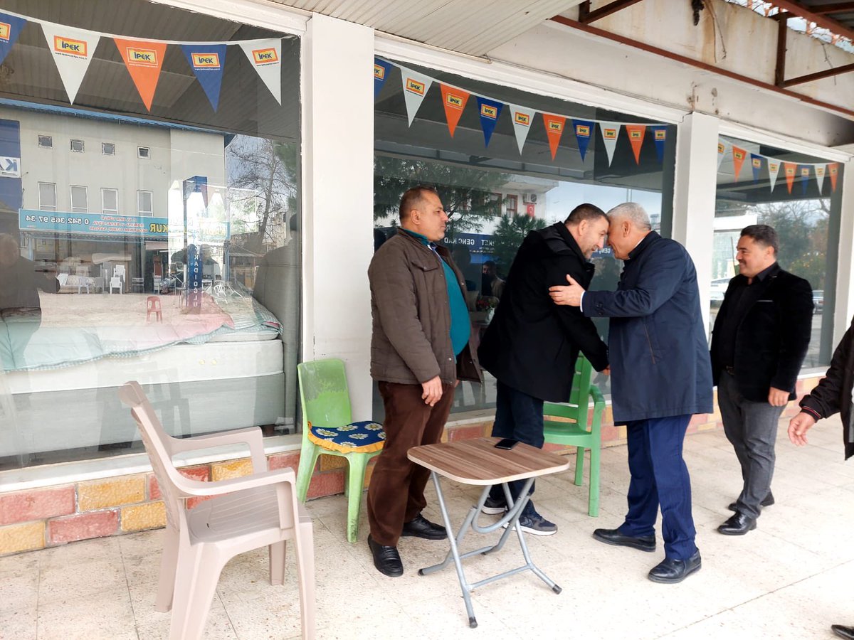 Esnaf ve vatandaşlarımızı ziyaretlerimiz .
Merkezde de hazır maşallah yeniden SERİK diyoruz .