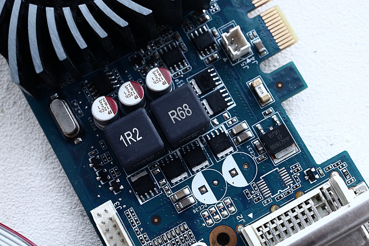 JefKPhotography's tweet photo. A circuit board photo.

#circuitboards #circuitboard #tech #technology #electronics #techphotos #techphotography #techpictures #technologyphotos #photography #photo #photos #photograph #photographs https://t.co/G4L1UlUA69