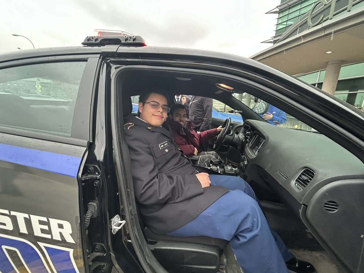 RecruitmentRpd's tweet photo. We were happy to have the Rochester Early College International HS JROTC at the Public Safety Building on Monday.
The group was given a tour of the building, met with the Chief and got the chance to sit in one of our patrol vehicles.
#joinrpd @RochesterNYPD https://t.co/rGwv7iVpl8