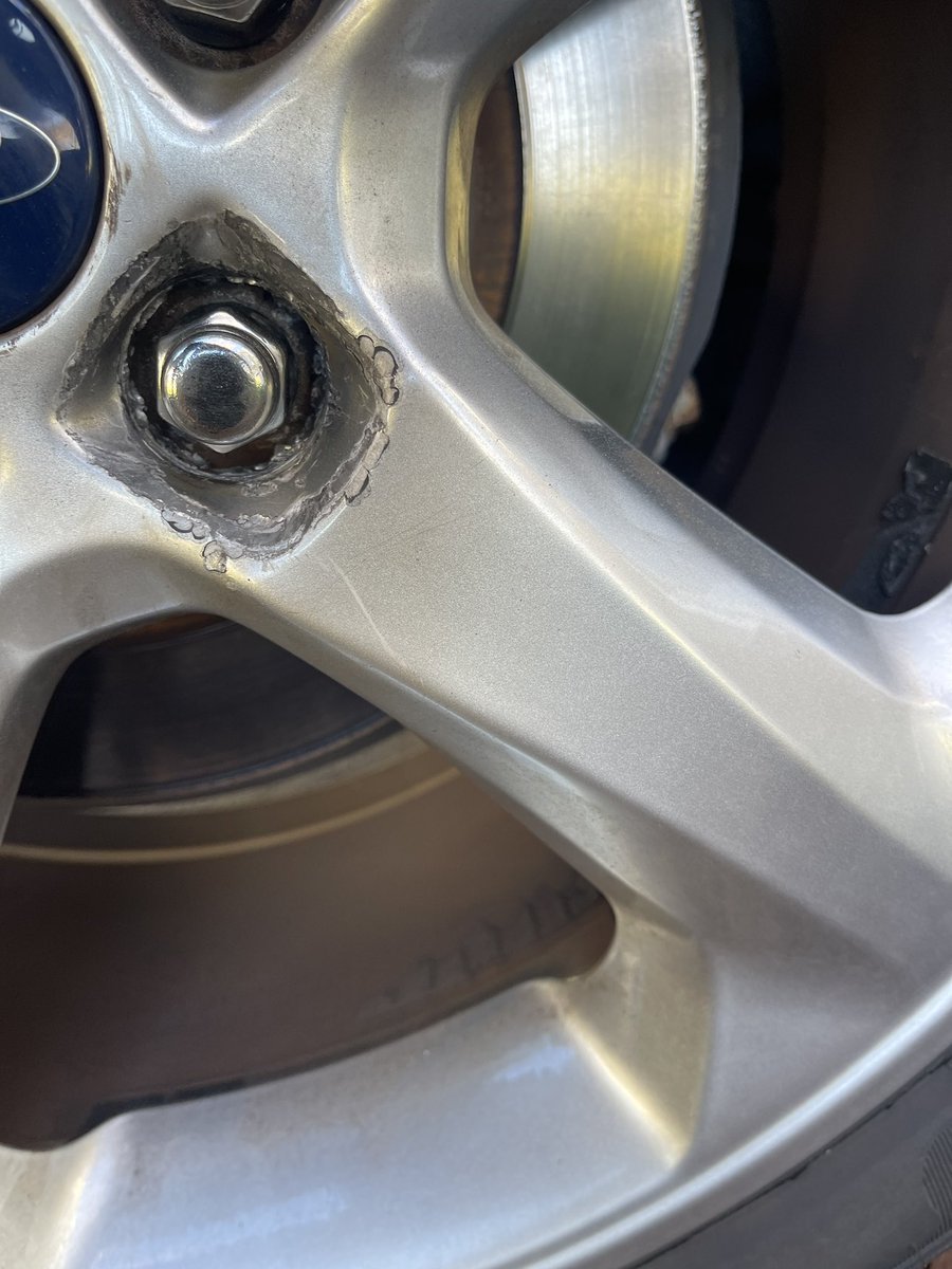 ceteris paribus tweet media