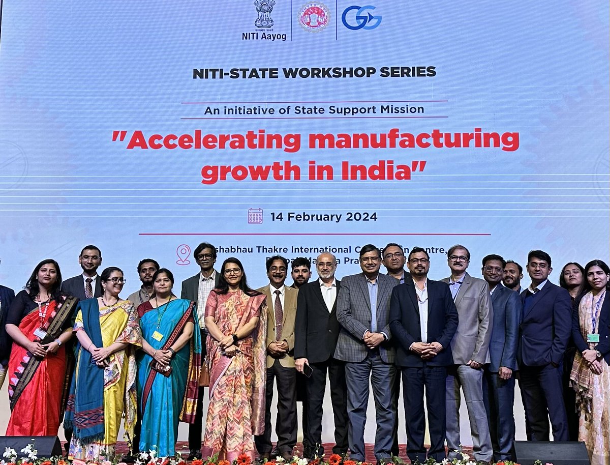 Enjoyed joining and chairing a session @NITIAayog @AIGGPA workshop on accelerating manufacturing growth in India at the magnificent KB Thakre Hall,Bhopal. Best practices of States n sectoral policies; addressed by @dravirmani; @DrVKSaraswat; @pravakar_sahoo1 @CMMadhyaPradesh ++