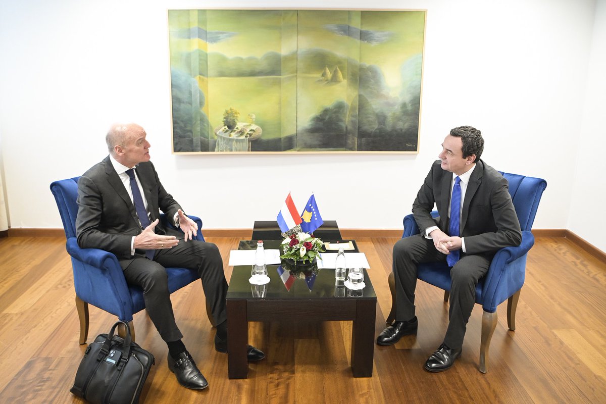 Pleased to meet #Kosovo Prime Minister @albinkurti. We discussed the importance of #humanrights and the Rule of Law, also in the context of EU accession. @NLinKosovo @DutchMFA @carinatwork
