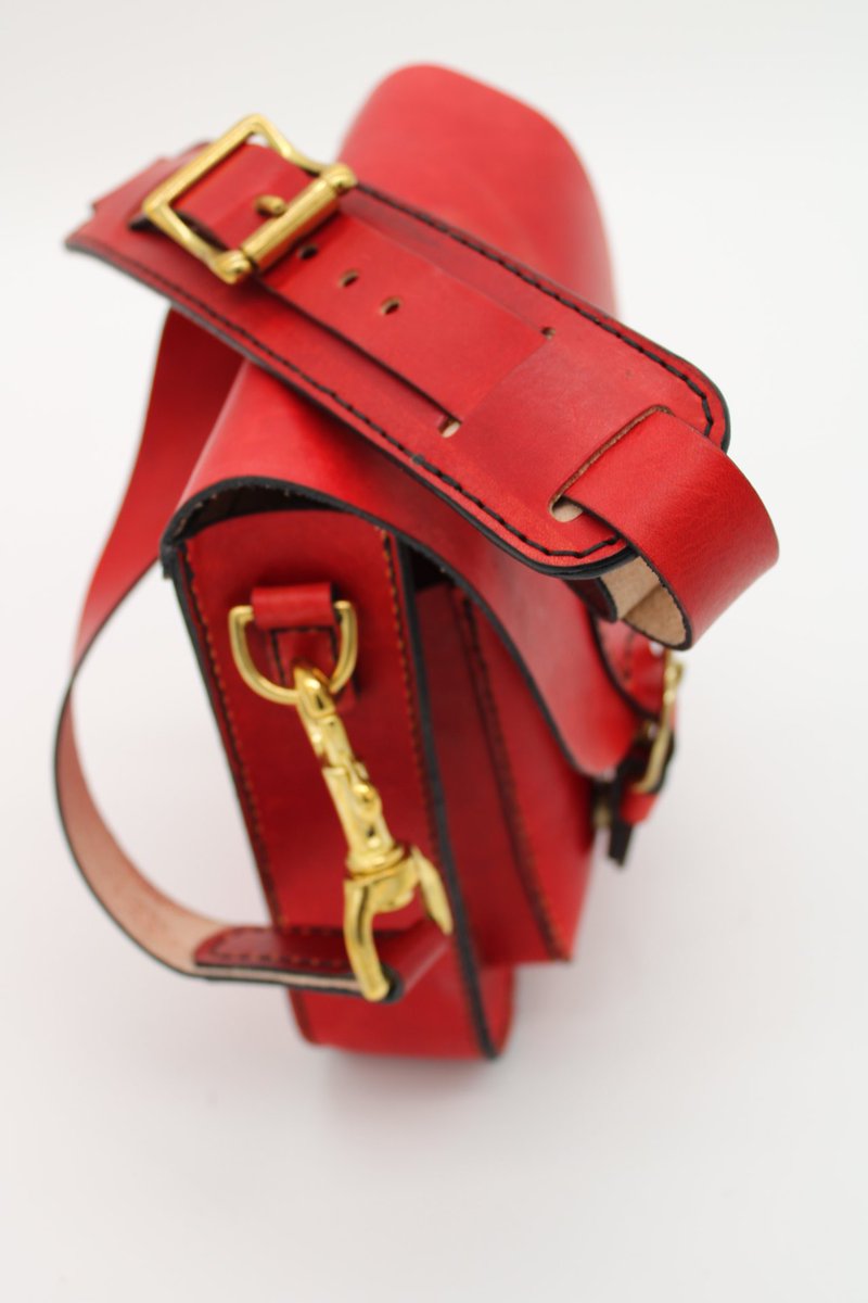 Go on treat yourself  www-freemansleather.myshpify.com
Check out my bags . Bags made your way 👜🥰