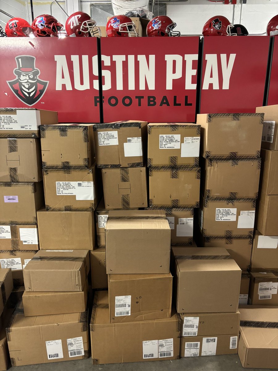 Austin Peay Football Equipment tweet media