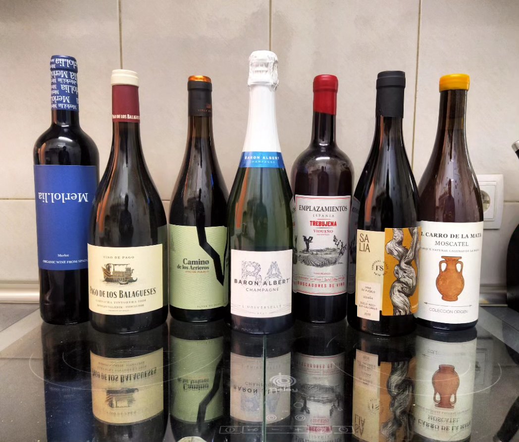 Nada mal regado para ser un jueves cualquiera... y mañana viernes. Lo tenemos todo, todooo 😂
<a href="/vegalfaro/">Bodegas Vegalfaro</a> <a href="/FincaSandoval/">Finca Sandoval</a> <a href="/wineissocial/">Wine is Social</a> 
#wine #vino #winetime #wineoclock #wineaddict #winelover #winelovers #winewinewine #pistasGastrobloGGicas