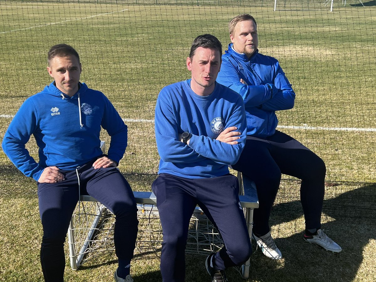 Heute haben wir einen herausfordernden Gegner, Rukh Liv, besiegt (2:1). ⚽️⚽️

Wir haben verdient gewonnen. Ich freue mich, dass wir mit dem Trainerstab gute Arbeit leisten und 14 Tage vor der Wiederaufnahme der Meisterschaft auf dem richtigen Weg sind! 🔵🟡👊