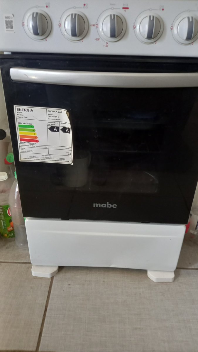 WarriorNet_33's tweet photo. Vendo con urgencia  hoy 
Lavadora daewoo  $40,000 
Cocina $40,000 
Refrigerador $20,000 
Tienen solo 1 año de uso. 
Sin detalles 
 Se debe retirar en mi domicilio villa alemana 
Rt🙏🏼 https://t.co/jcsA43Xole