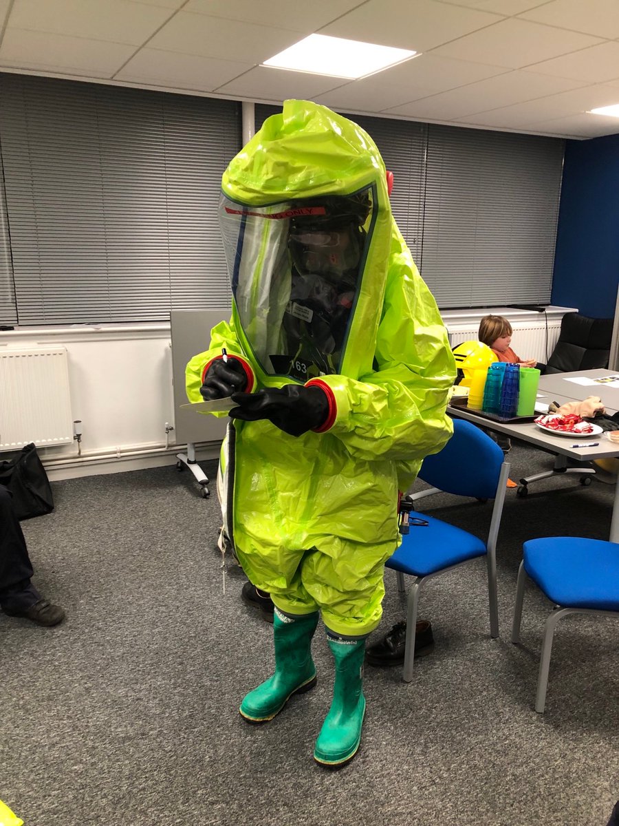 CheshFireCadets's tweet image. On Tuesday evening, Sandbach Cadets learnt about the evolution of protective equipment and were able to try on some of the PPE currently used within the Fire Service.