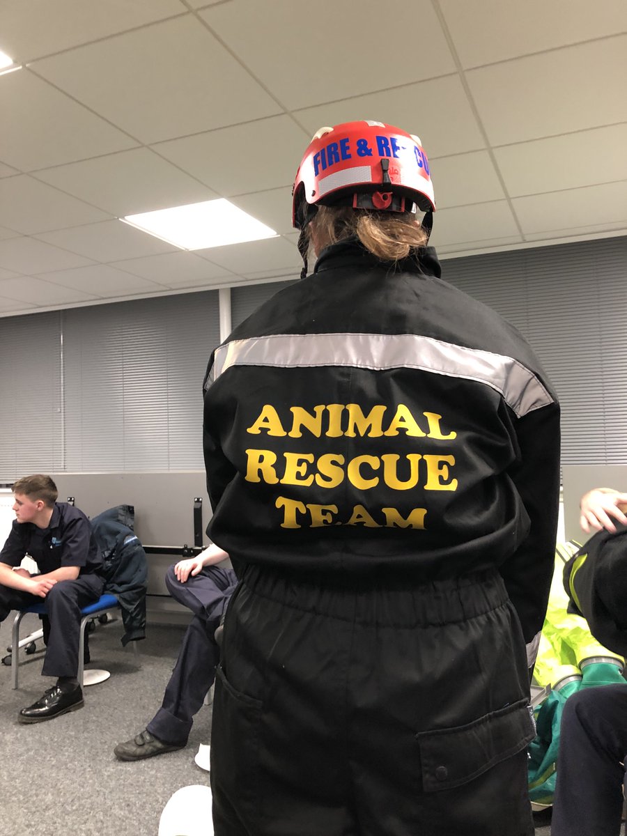 CheshFireCadets's tweet image. On Tuesday evening, Sandbach Cadets learnt about the evolution of protective equipment and were able to try on some of the PPE currently used within the Fire Service.