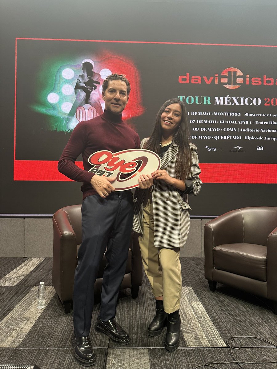 #Entrevista @davidbisbal nos cuenta todos los detalles de sus próximos conciertos en México 🎶🙌 y le hicimos un examen con palabras mexicanas 🫣 ¿Cómo creen que le fue? #Oye897fm #AuraRamirez #KerpDriving #Entrevista #DavidBisbal
