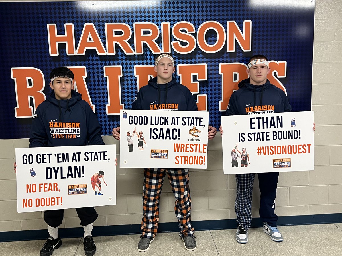 RaiderUpdates's tweet photo. Dylan Fernandez, Isaac Sinks and Ethan Popp - best of luck at the IHSAA State Wrestling meet! https://t.co/HTKYOKfFgg