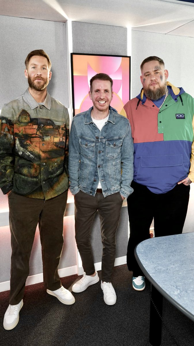 I’m not a small man BTW… I’m on-air tomorrow with @CalvinHarris & @RagNBoneMan to celebrate the release of their new single which is absolute class. Friday - 4pm - all over Scotland 🎙