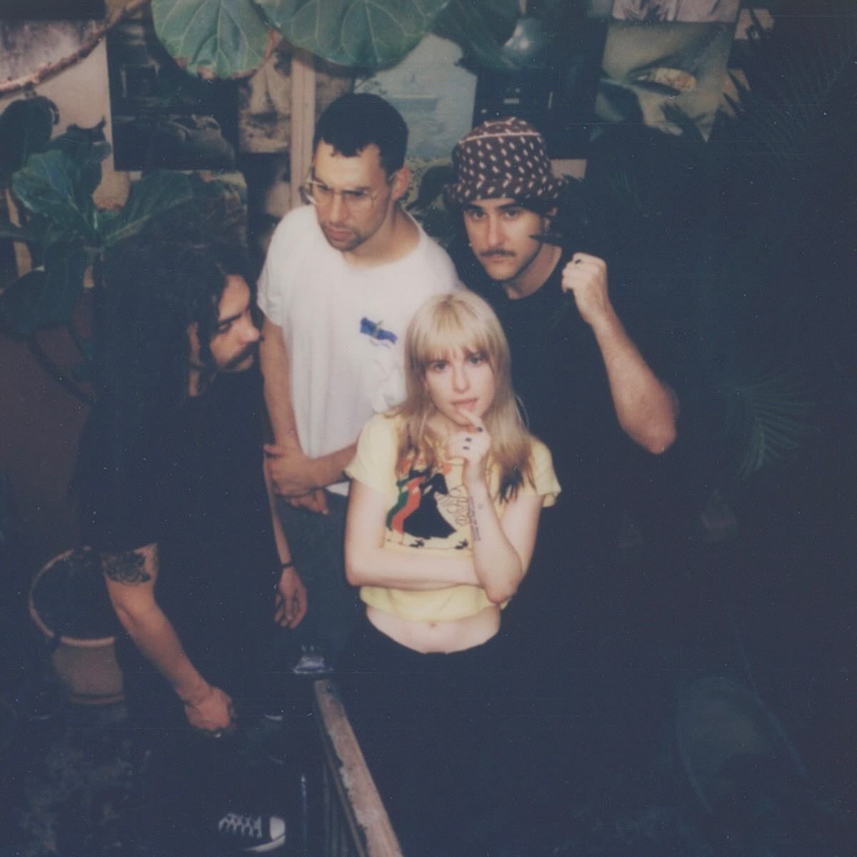 concertleaks's tweet photo. paramore with jack antonoff https://t.co/GKUrxMbuw4