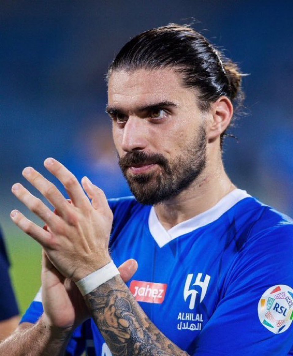 💗💗 tweet media