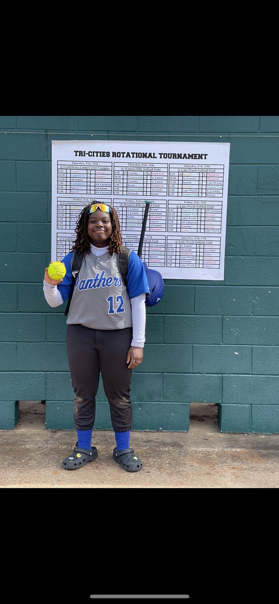 🚨PANTHER SHOUT OUT🚨 Freshman Brianna Florence roped one into dead center today with bases loaded for a LADY PANTHER GRAND SLAM!!! This was her first homerun EVER and she saved it just for us Panthers Nation!! Let’s congratulate her!! 🐾🥎