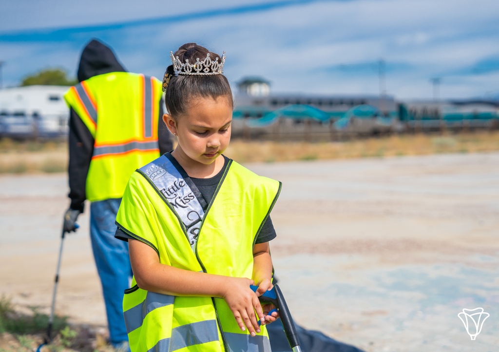 cityoflancaster's tweet photo. Join us this Saturday, Feb 17 from 8:30 to 11 a.m. at Lancaster Community Center to beautify our city for National Acts of Kindness Day! 🌿💚 Participate in #NationalActsofKindnessDay and become a volunteer! Sign up now at: https://t.co/LdjuumNPnR. https://t.co/ILzHMcG4Jq