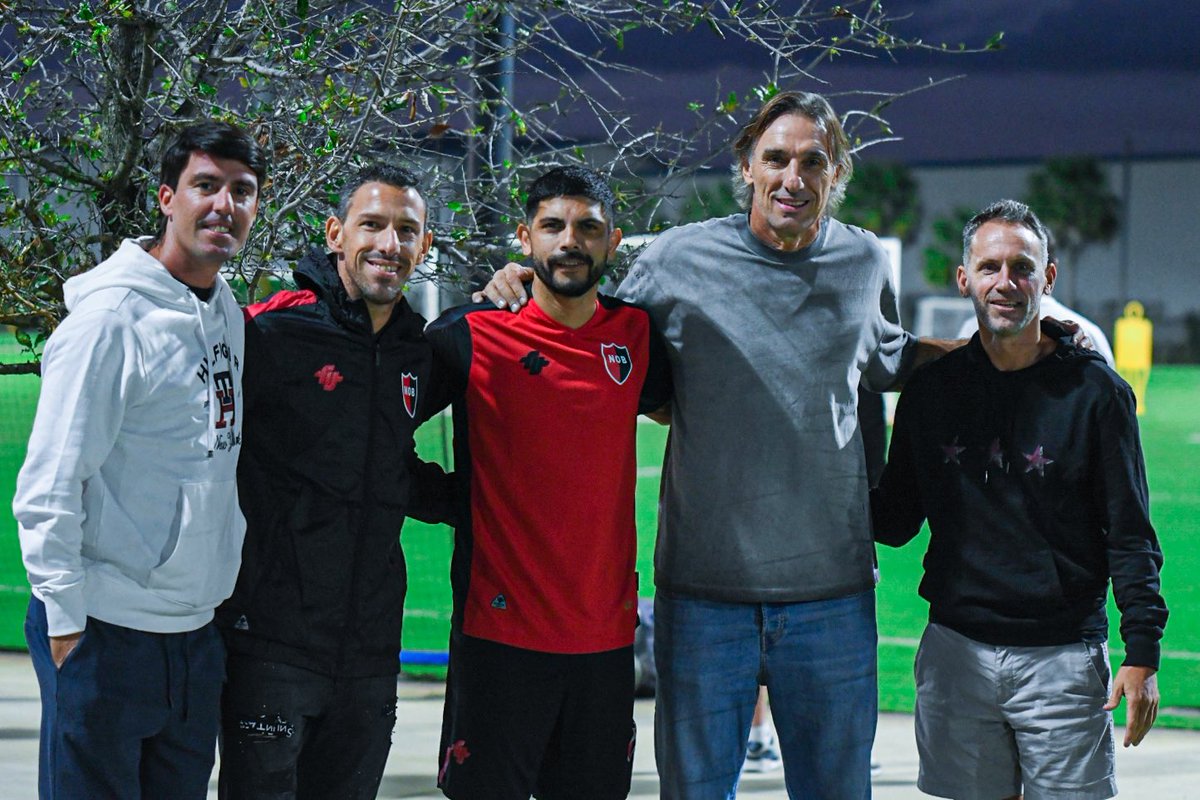Newells's tweet photo. Quién para un F5 🥵 https://t.co/ft5bstL9MV