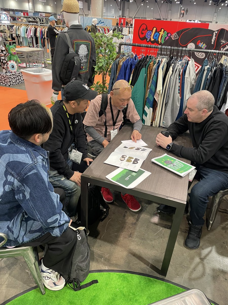 LRGClothing's tweet photo. LRG Tokyo in the building   @LRGTOKYO @projectshow #projectshow https://t.co/XU5mEbArb0