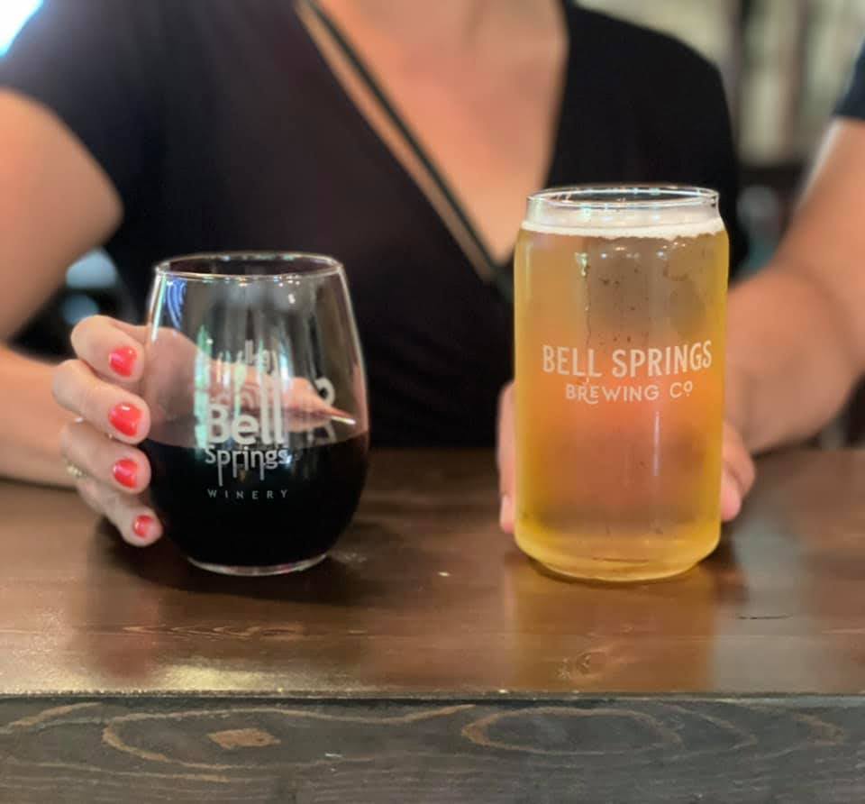 Wine or beer? That is the big question this Thursday to ponder. The good news is that we have both! And great food from Chef Mike and the team. Open until 6 pm tonight. Stop by and grab and say hello!

#WineOrBeer #ThursdayThoughts #WineLovers #BeerConnoisseur