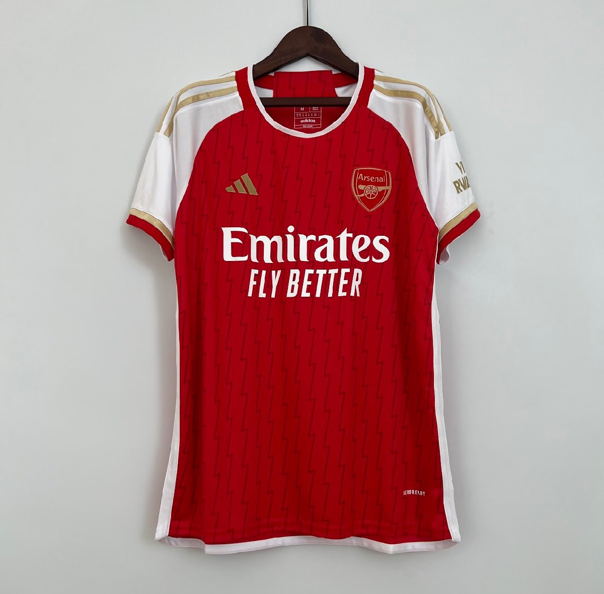 Mercado_Ingles's tweet photo. 🚨 SORTEO INTERNACIONAL 🌎

Sorteo de una camiseta retro o actual de cualquier equipo del mundo. 

Requisitos:
• Dale RT a esta publicación
• Sigue a @futboljersey7 y a @Mercado_Ingles 

Opcional: Menciona a 1 amigo para doble participación https://t.co/Q8XUraJecN