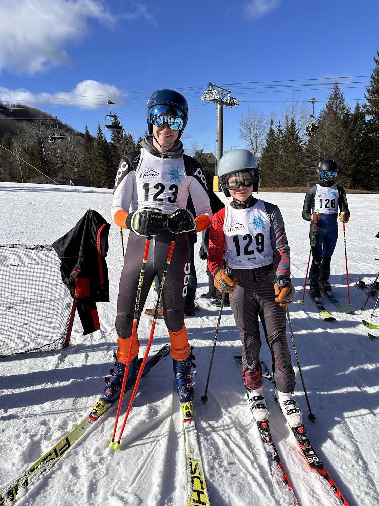 Congratulations to Sophmore Jacob Rieber and 7th Grader Brockton Maglio on placing 15th and 28th at the Section 9 Ski Championships. Great job 🦅⛷️!