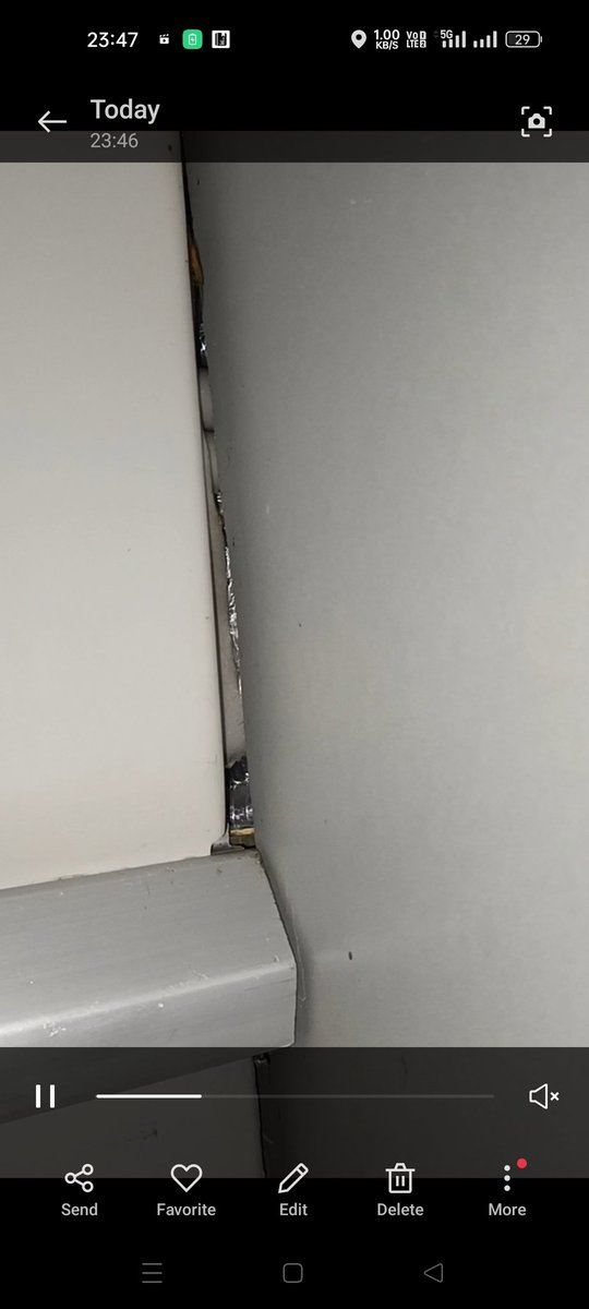 arnavadv1990's tweet photo. why such costly tickets for third ac coach when we have to travel with cockroaches on our birth.
r u going to compensate dis sleepless night for me.
cockroaches on every birth.
@swachhbharat take care of @IRCTCofficial
@RailwaySeva @RailMinIndia @AshwiniVaishnaw
#gandgi https://t.co/bMwjjVLmFN
