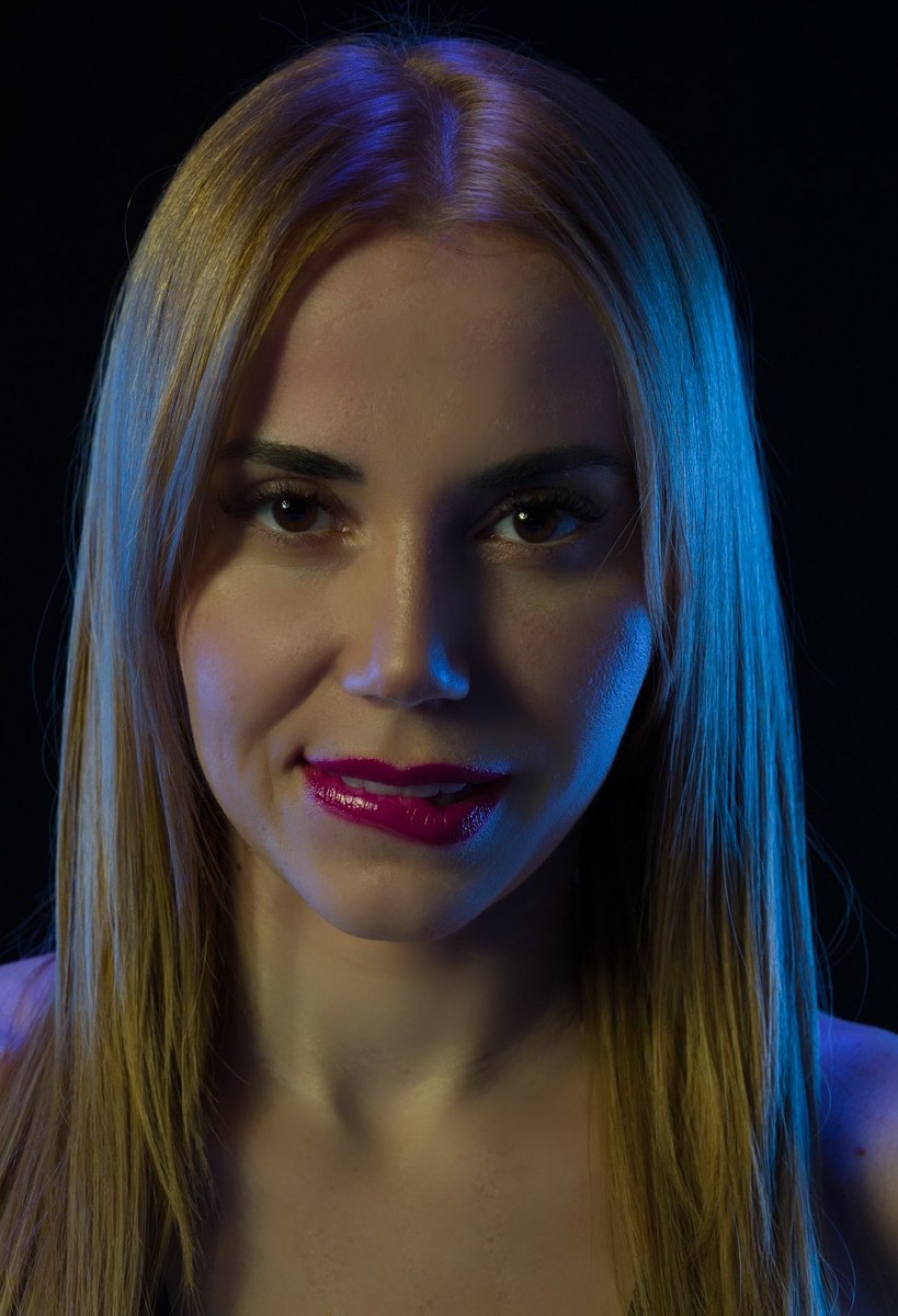 MSchreiberM's tweet image. Potwierdzam, że wbrew całemu zamieszaniu, dałam słowo, że walka z Panią MAGICAL się ODBĘDZIE. Powiecie pewnie, że chciałam nie dopuścić do Jej pierwszej walki? Tak, dlatego też daję Jej szansę, aby w ringu zaprezentowała, że jest w stanie uprawiać sporty walki. Cieszę się, że ta…