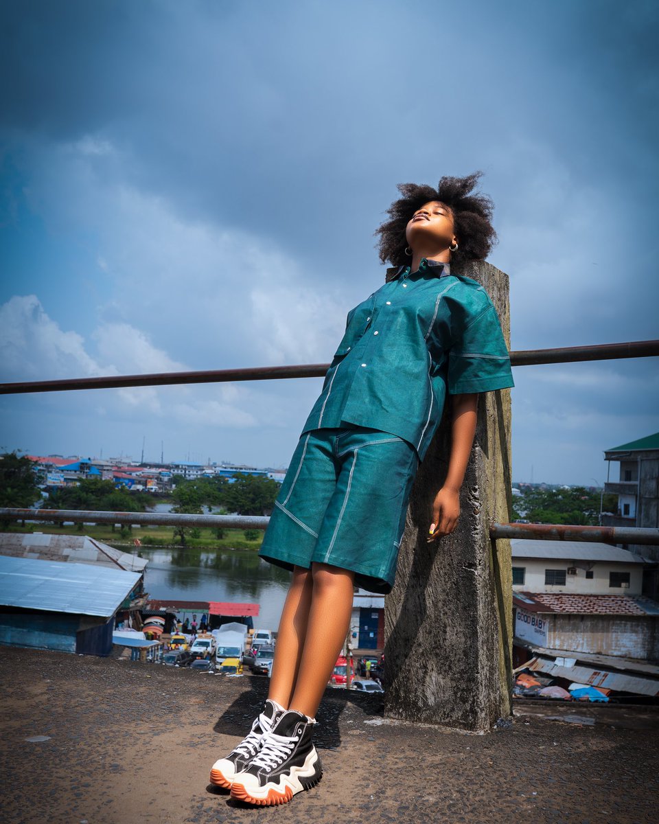 bigzorr2's tweet photo. This collection embodies a journey of self discovery and authenticity.

The AWE Suit is out. ❤️🦅

Model: @robellhovers 
📸: @sean_media_tm 

#BIGZORR
#BIGZORRTOUCH 
#AWESUIT
#FASHION
#STYLING
#LIBERIA https://t.co/n2FotEFFm1