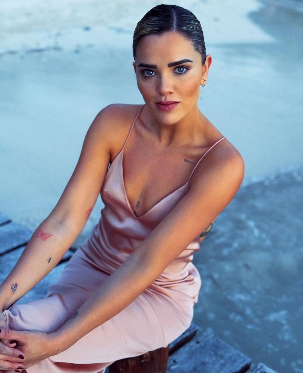 #ThaliRegresa #QueremosAThali #ThaliParaLCDLF4 #RegresenAThali <a href="/LaJefaTLMD/">La Jefa</a> <a href="/TLMDRealities/">Telemundo Realities</a> <a href="/EndemolShineBD/">Endemol Shine Boomdog</a>