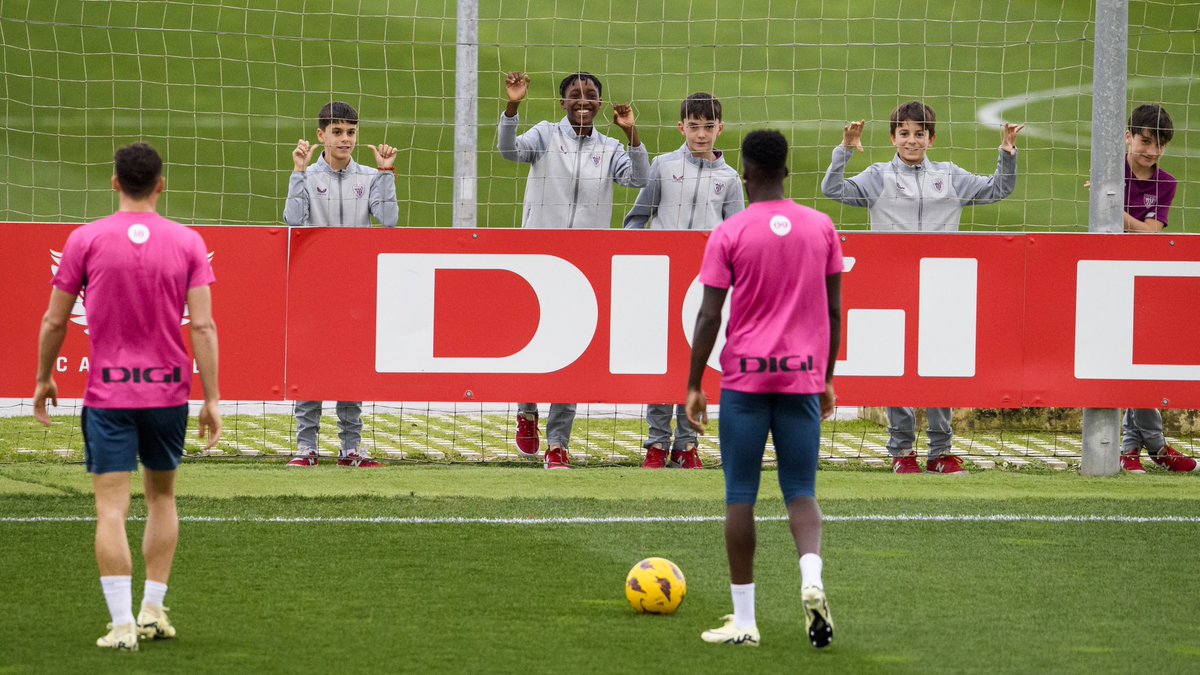 De niños a hombres. La cadena nunca se rompe. ❤️🔗 @AthleticClub