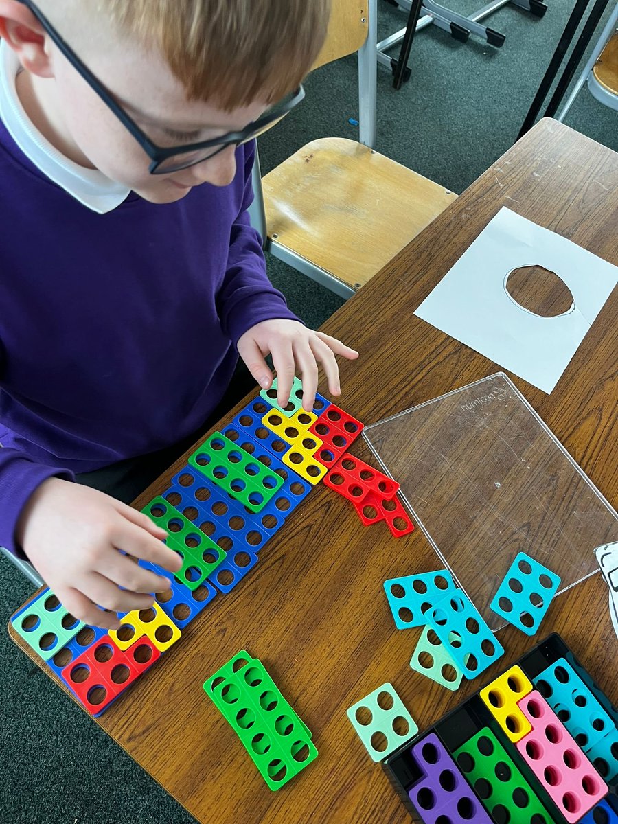 SeafieldHT's tweet image. #RaisingAttainmentinNumeracy 💜 is one of our #SIP2023/24 priorities 🎲 Super - exciting to see our @Numicon practical resources in action already 🙌 following this week's Collegiate focus 🤓