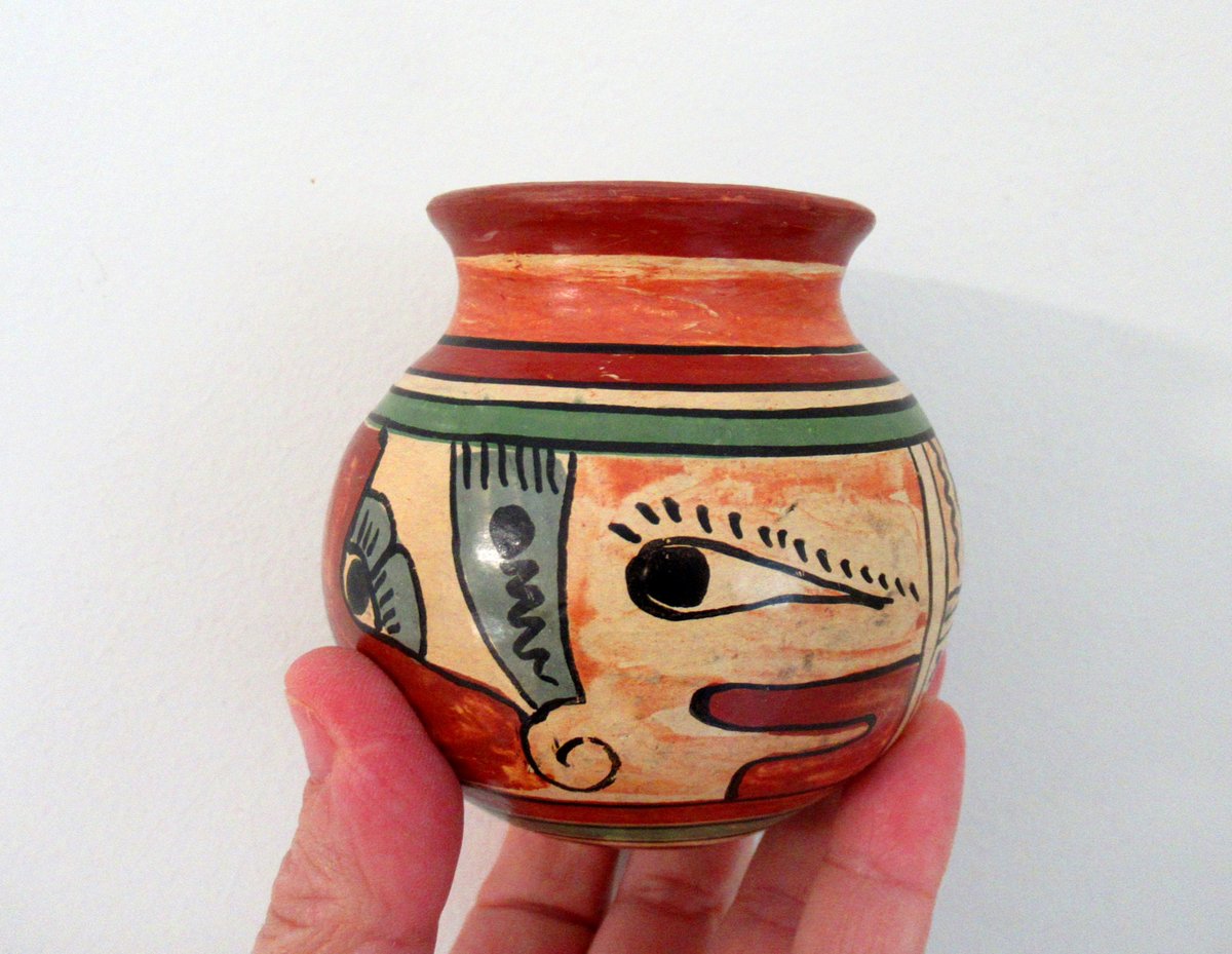 Ceramic Native American Pottery, Southwestern Style, Home Decor, Vase, Navajo Vase, Round Bottom Clay Ceramic Bowl Vase grandmasdowry.etsy.com/listing/167877…