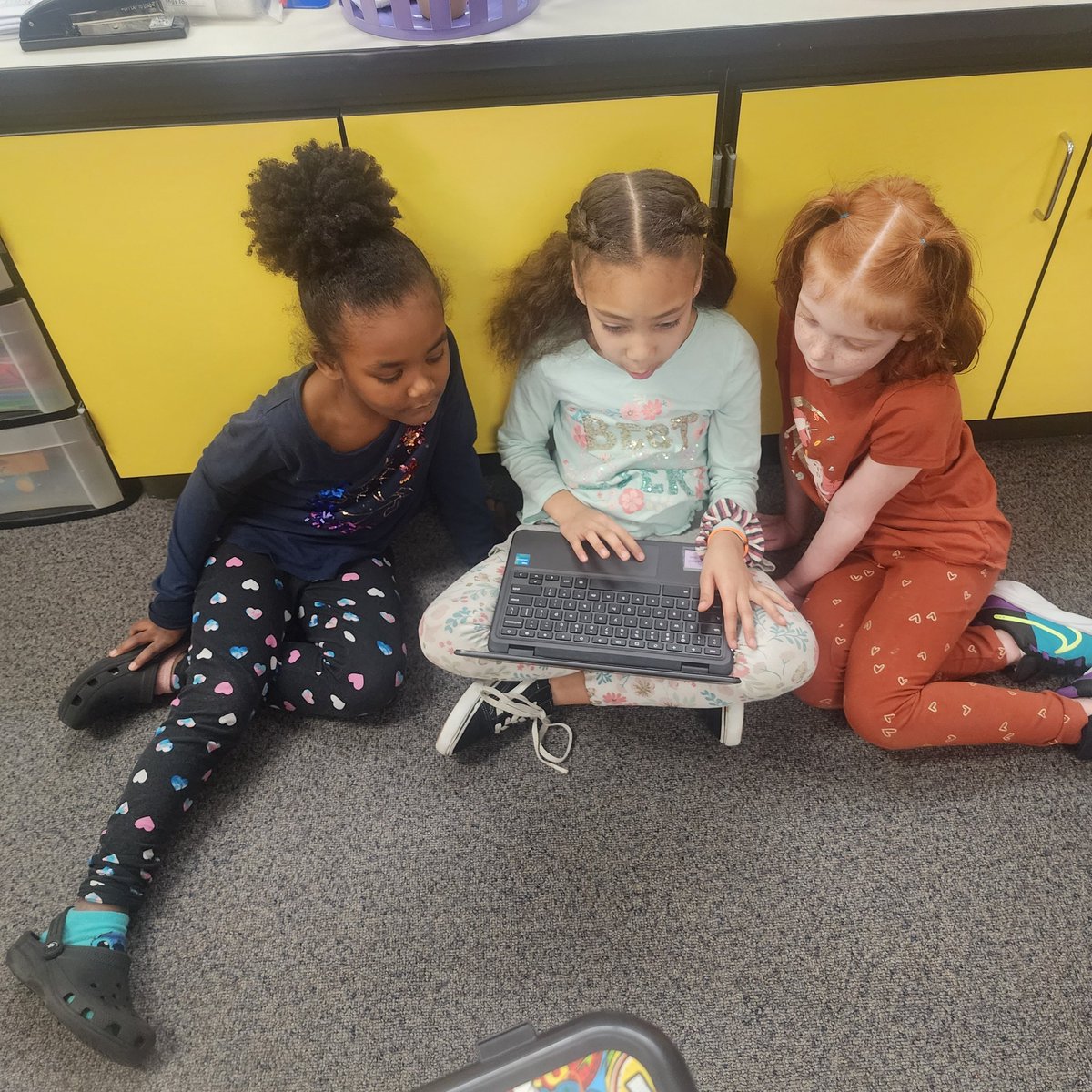 Jessica Laws tweet media