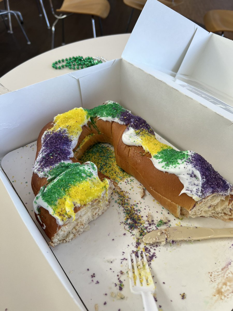 We had a fun waffle-filled Mardi Gras and Valentine’s Day celebration yesterday!! 💘🎊