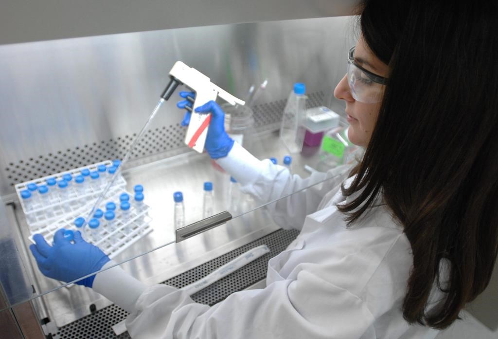Faculté des sciences de l’UQAM (@sciencesuqam) on Twitter photo 🔍 Découvrez les défis auxquels font face les femmes dans le domaine scientifique, selon les observations de la professeure <a href="/zoejolylopez/">Zoe Joly-Lopez</a> du Département de chimie. <a href="/ChimieUqam/">Chimie_UQAM</a> <a href="/UQAM/">UQAM | Université du Québec à Montréal</a>
lactualite.com/actualites/la-… 🔍 Découvrez les défis auxquels font face les femmes dans le domaine scientifique, selon les observations de la professeure <a href="/zoejolylopez/">Zoe Joly-Lopez</a> du Département de chimie. <a href="/ChimieUqam/">Chimie_UQAM</a> <a href="/UQAM/">UQAM | Université du Québec à Montréal</a>
lactualite.com/actualites/la-…