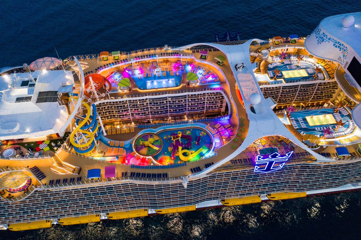 NewsfromRCgroup's tweet photo. We have just announced our plans to begin building @RoyalCaribbean's next Oasis Class ship – Oasis 7 – with our great partners at the Chantiers de l’Atlantique shipyard. It’s a wave of innovation as we continue our pursuit to create and deliver the best vacation experiences. https://t.co/naQWupuV0x